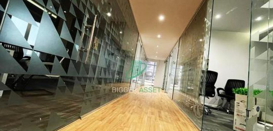 Luxury Administrative fitted Office | 250 Sqm| for rent