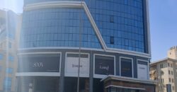 Shop|300Sqm |For Rent| bank center