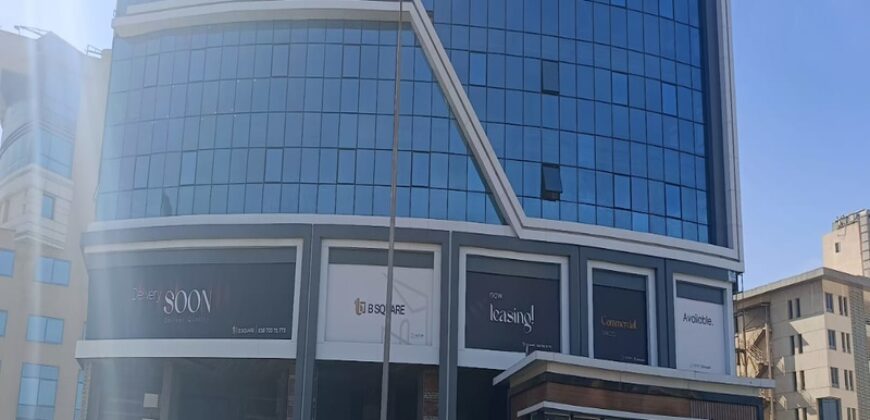 Shop|300Sqm |For Rent| bank center