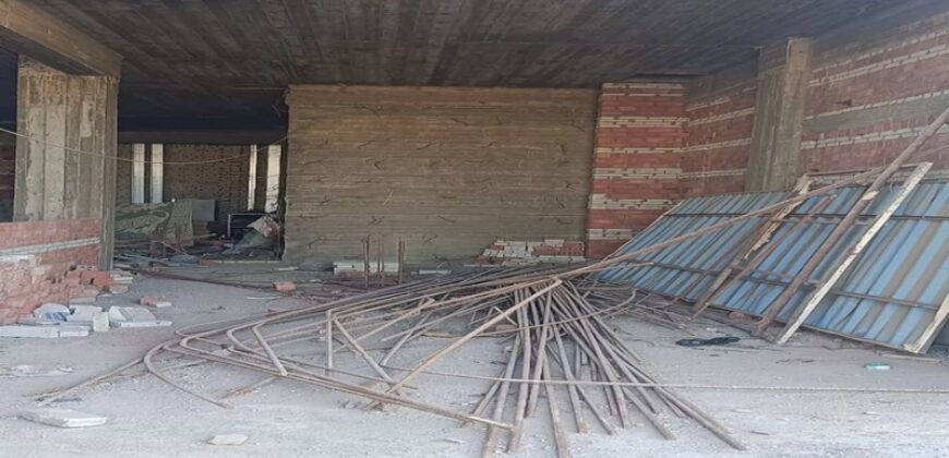 Shop|300Sqm |For Rent| bank center